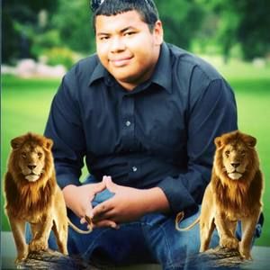 Meet your Posher, Julio